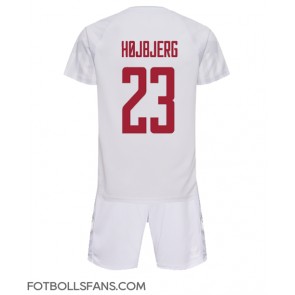 Danmark Pierre-Emile Hojbjerg #23 Replika Bortatröja Barn VM 2022 Kortärmad (+ Korta byxor)